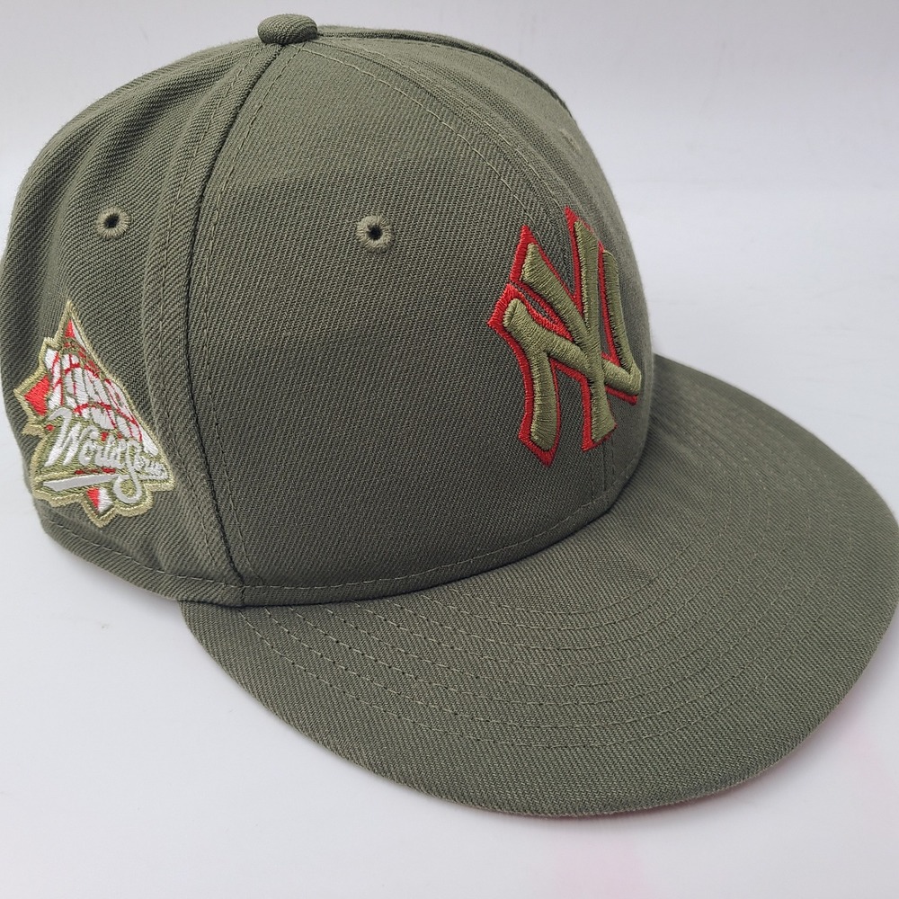 New York Yankees Hat Fitted 7 1/8 New Era 59Fifty Green 1999 World Series Patch